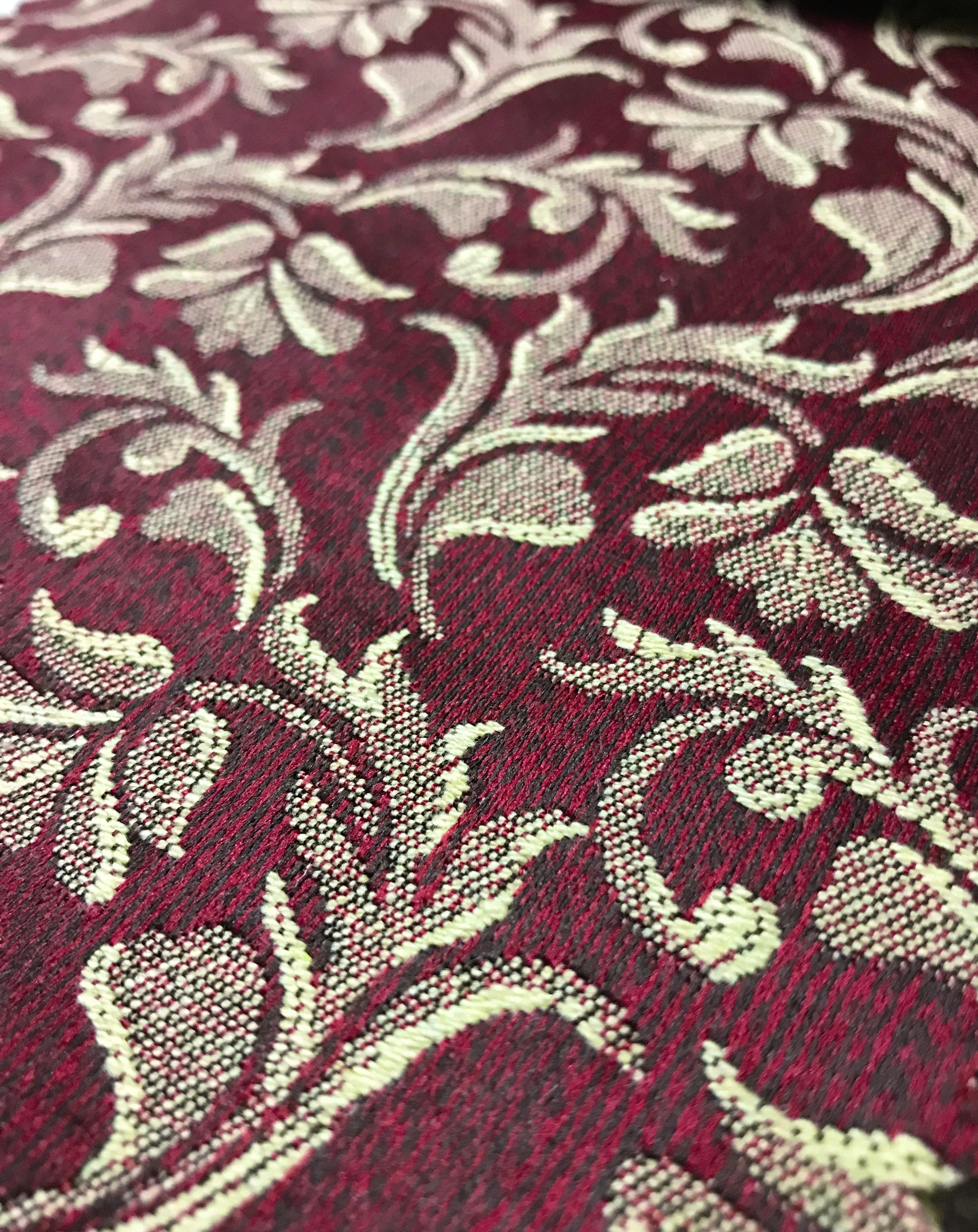 #color_maroon