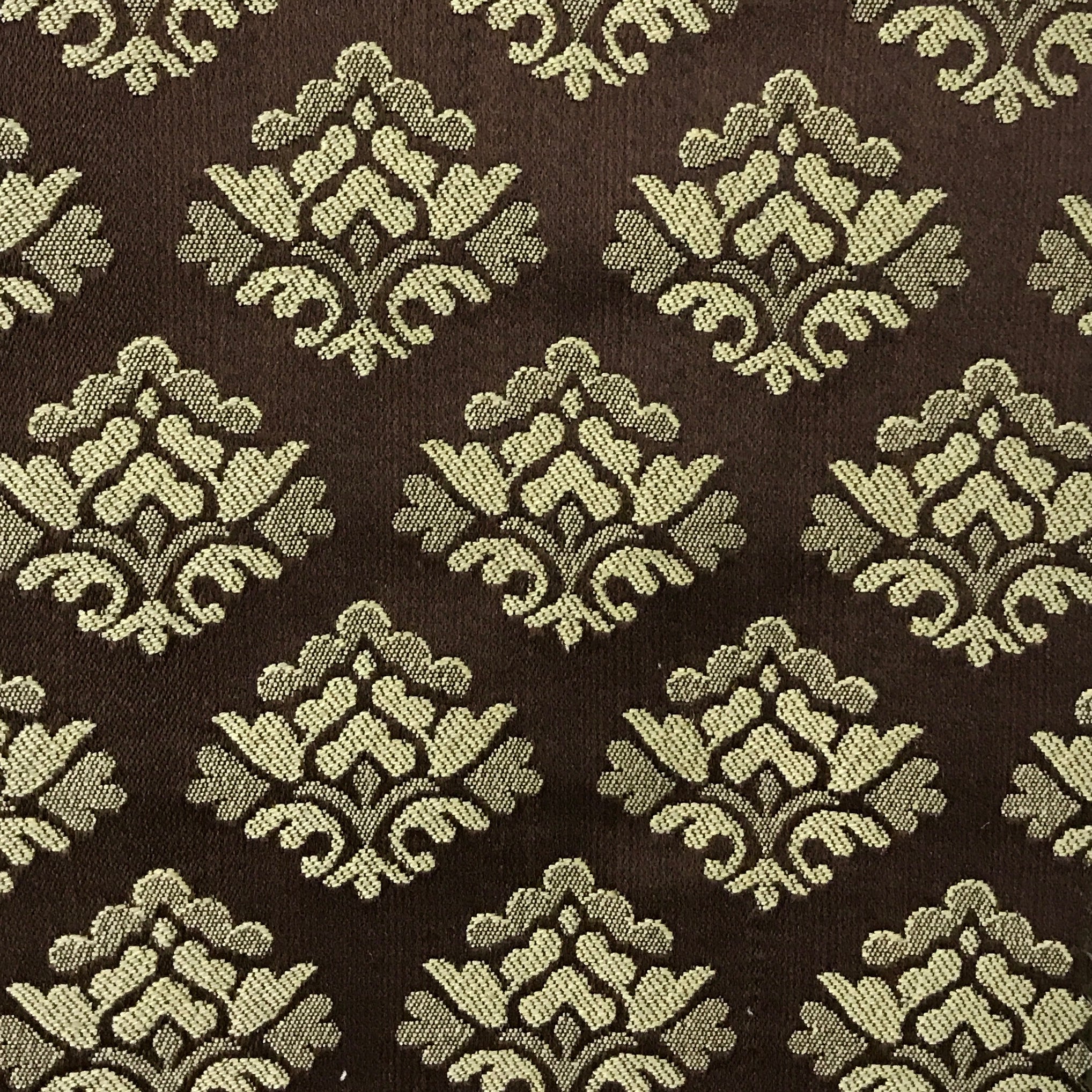 #color_brown