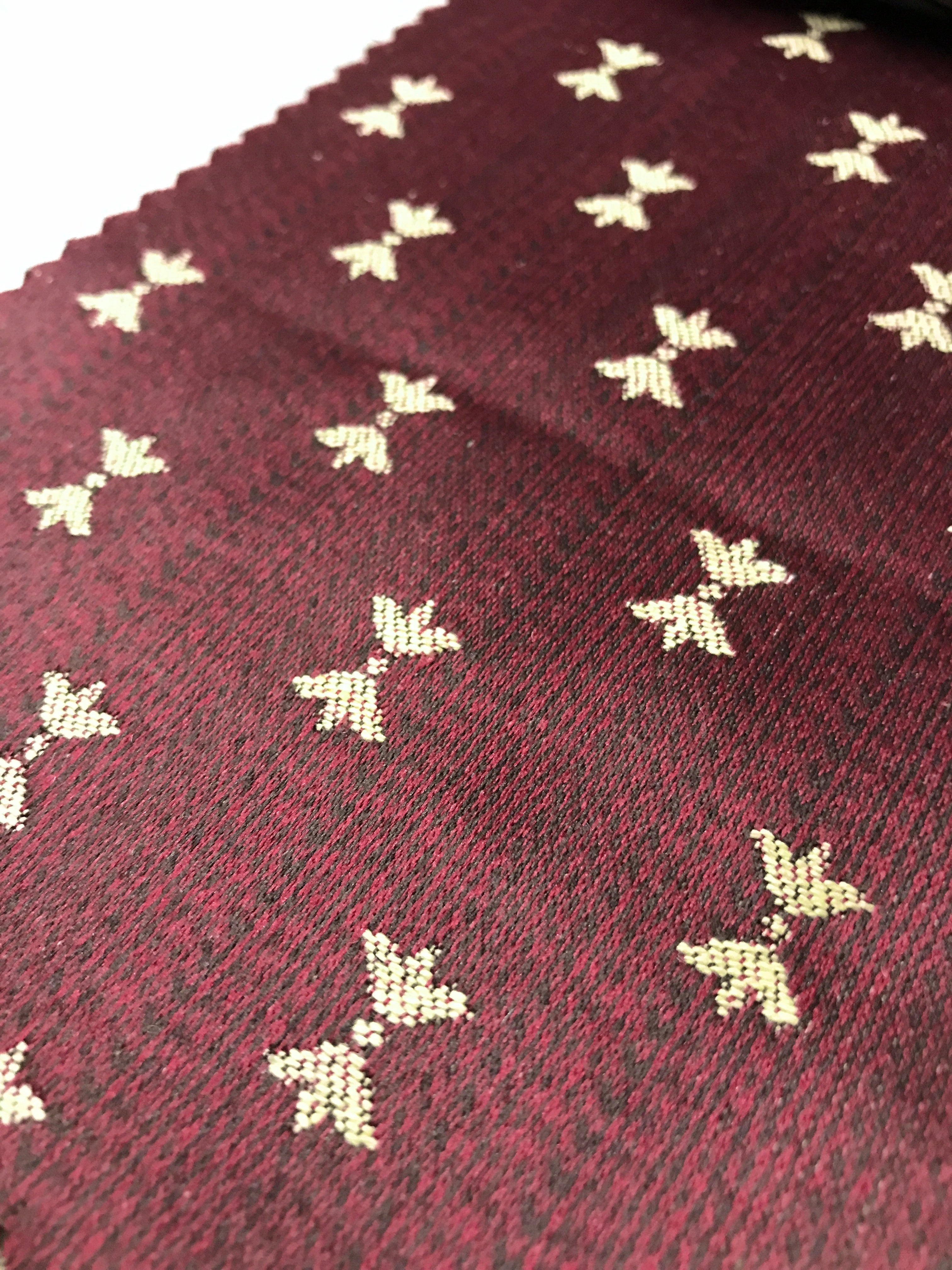 #color_maroon