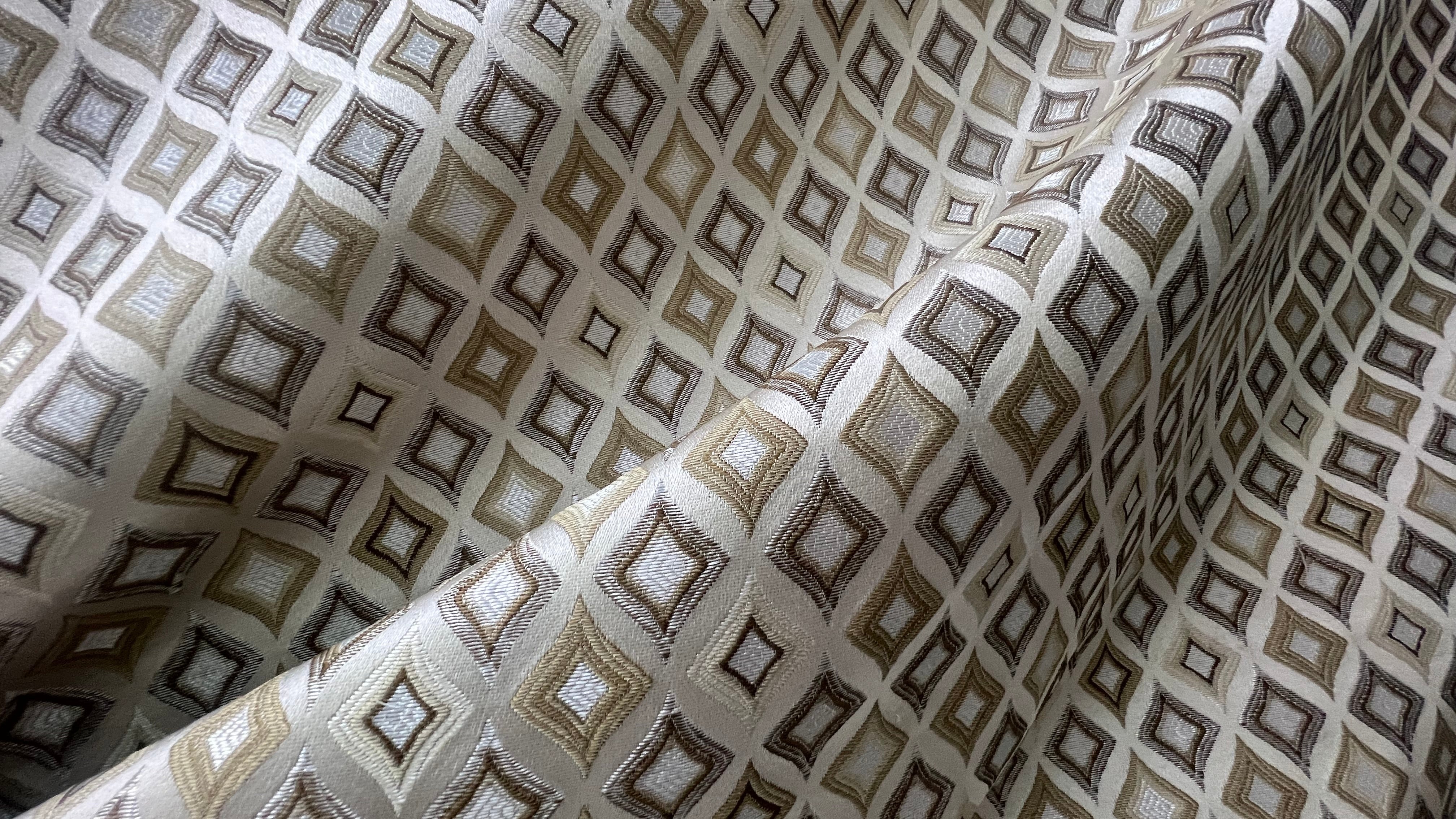 #color_brown