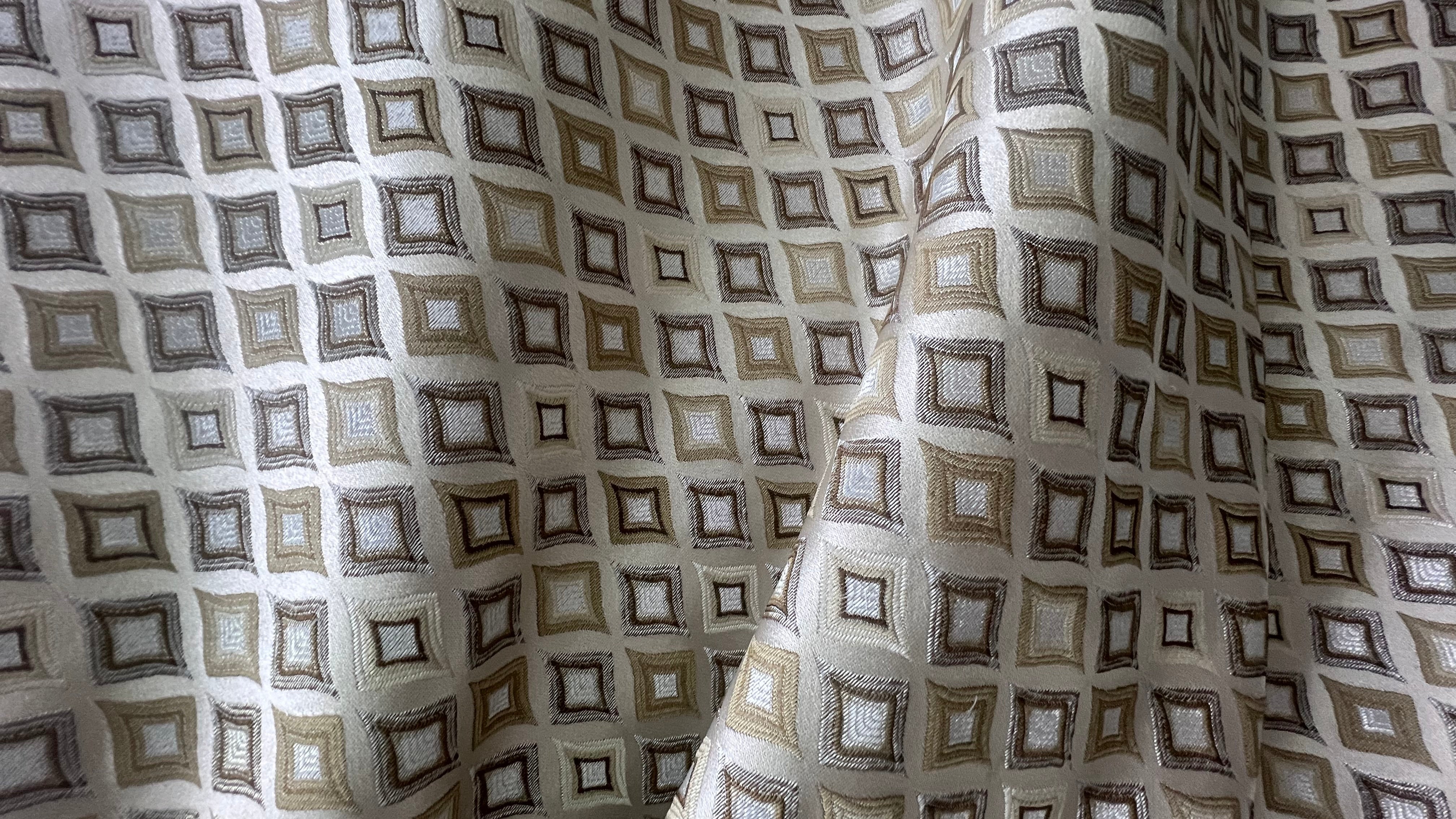 #color_brown